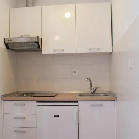 Apartment Javoran Zvonko 690a