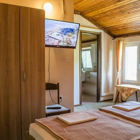 Javoran Zvonko 690a Apartmán Banjol