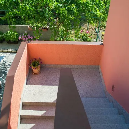 Apartment Javoran Zvonko 690a